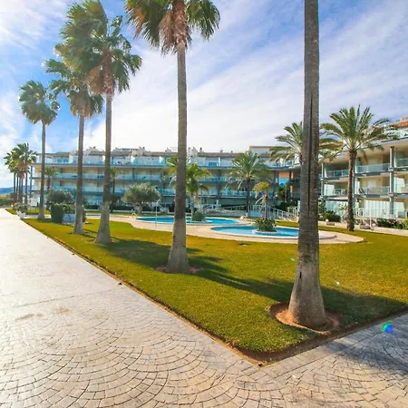 Apartamento En Mar De Ii En Primera Linea De Playa * Denia