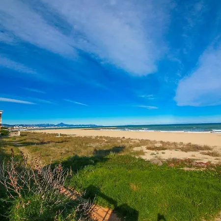 Apartamento En Mar De Ii En Primera Linea De Playa * Denia