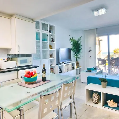 Apartamento En Mar De Ii En Primera Linea De Playa * Denia